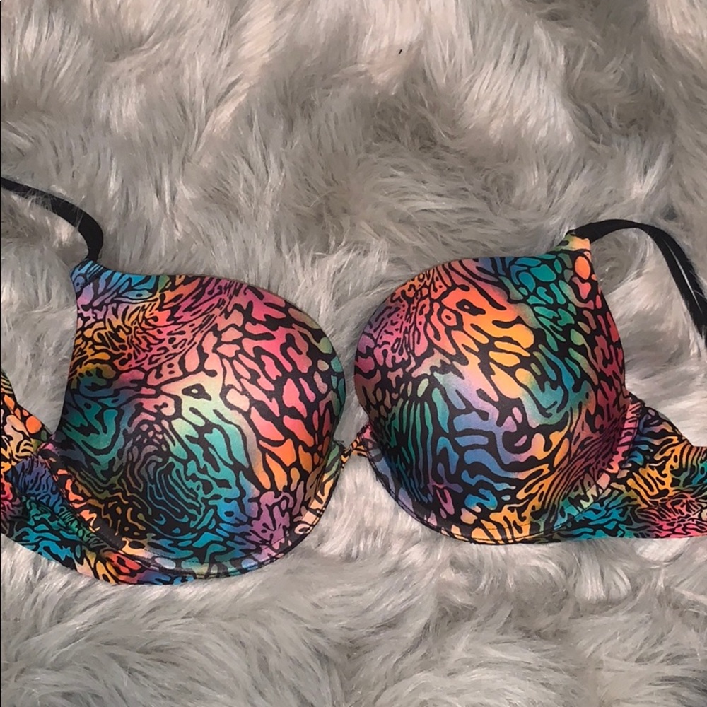 VS Bra
